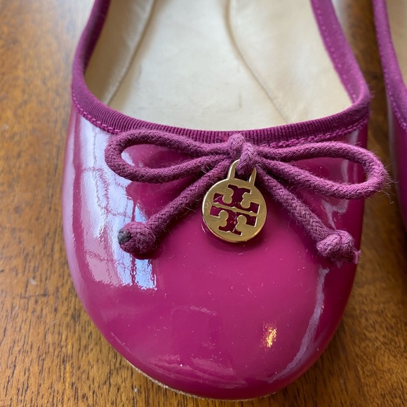 Tory Burch flats - Picture 3 of 12